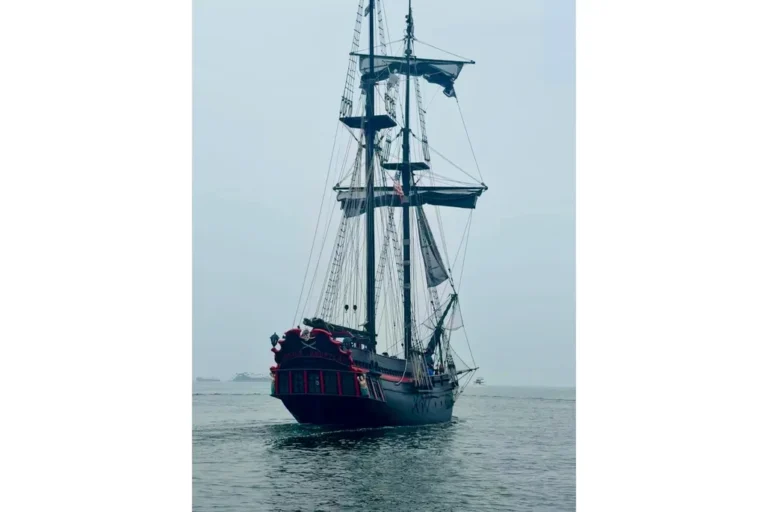 1977 Custom 80 Brigantine | 80ft