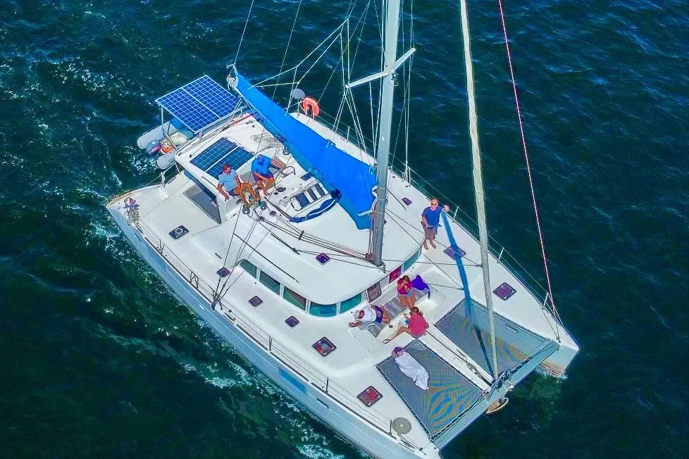 2005 Lagoon 440 | 44ft