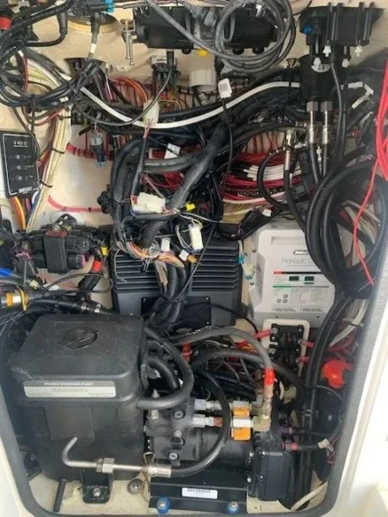 2019 contender center console power 10133976 20260331130321062