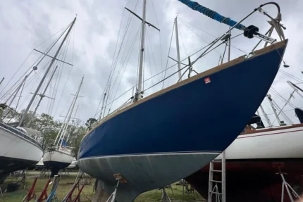 Pearson Vanguard | 32ft
