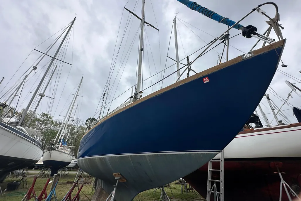 Pearson Vanguard | 32ft