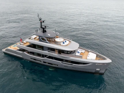 2024 benetti oasis 34m power 9452356 20240731162636666 1 XLARGE