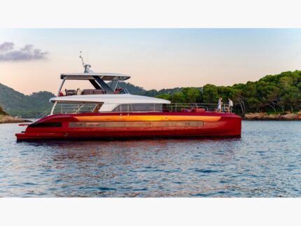Lagoon sixty 7 (1)